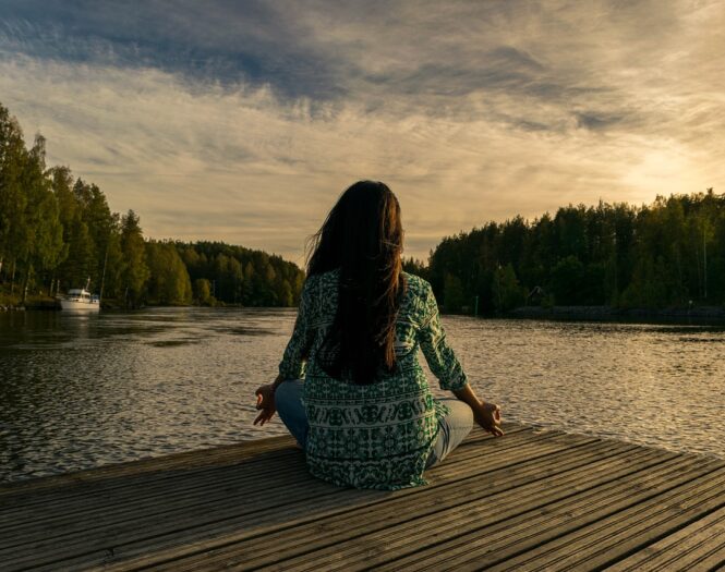 Žingsniai rūpinantis savo sveikata: kaip integruoti meditaciją į kasdienę rutiną