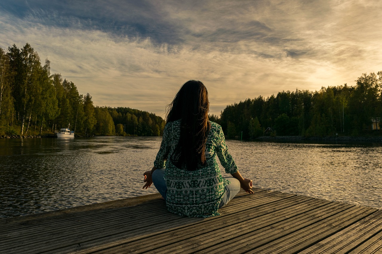 Žingsniai rūpinantis savo sveikata: kaip integruoti meditaciją į kasdienę rutiną